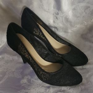 Nine west 👠blk lace heels very elegant